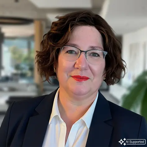 Porträt eines Teammitglieds im professionellen Umfeld