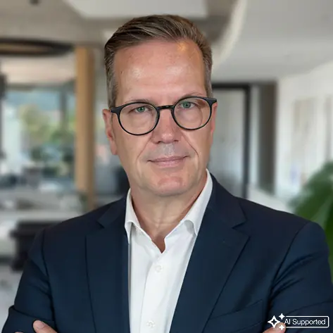Porträt eines Teammitglieds im Büro